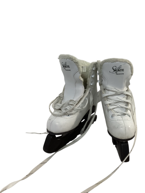 Vist Large View of Product Image Which is Used SOFT SKATE Junior Hockey Skate Junior 01