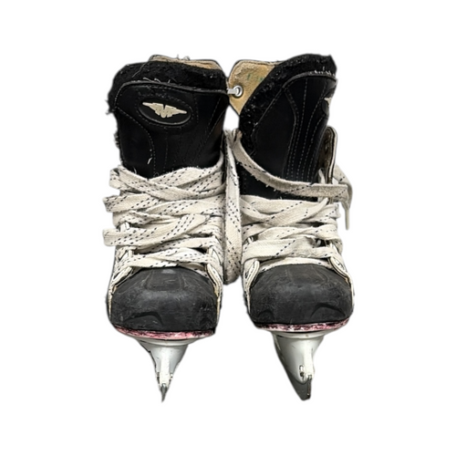 Vist Large View of Product Image Which is Used Mission AMP 6 Junior Hockey Skate Junior 03
