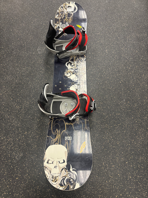 Vist Large View of Product Image Which is Used Firefly RIOT Mens Board/Bindings Black 141 cm