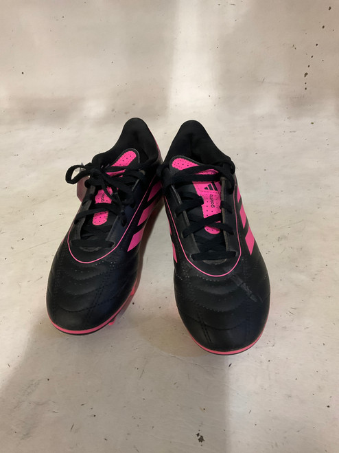 Vist Large View of Product Image Which is Used Adidas Soccer Cleats Pink Junior 02.5