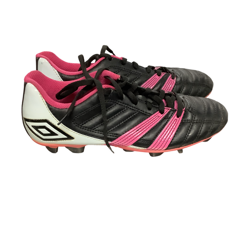 Vist Large View of Product Image Which is Used Umbro Soccer Cleats Black Youth 07.5