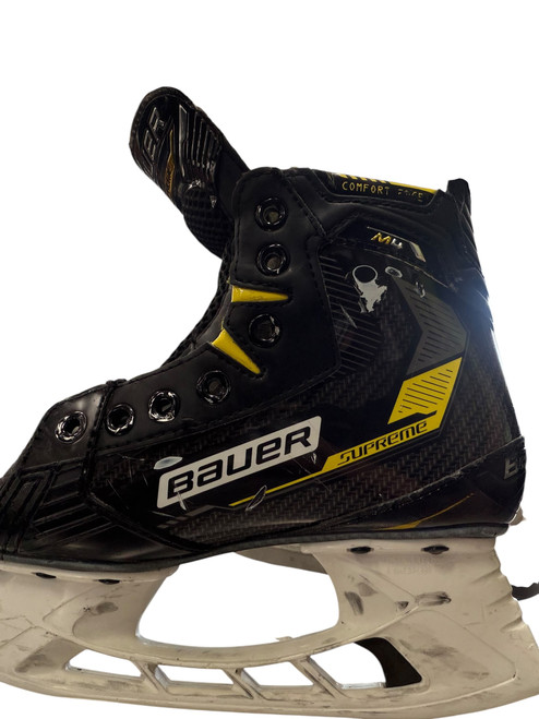 Vist Large View of Product Image Which is Used Bauer M4 SUPREME Junior Hockey Skate Junior 01.5