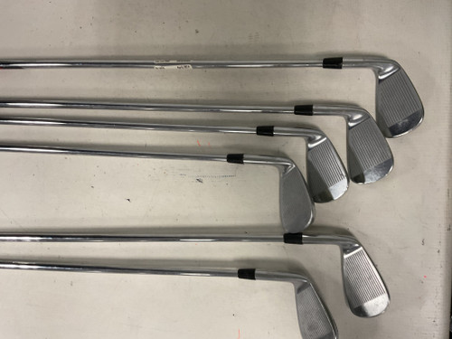 Vist Large View of Product Image Which is Used Callaway RAZR MUSCLEBACK Mens Iron Set RH 5I-PW