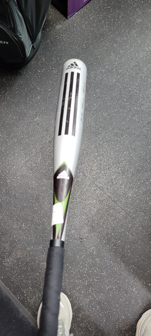 Vist Large View of Product Image Which is Used Adidas VANQUISH BB/SB T-Ball Bat 26"