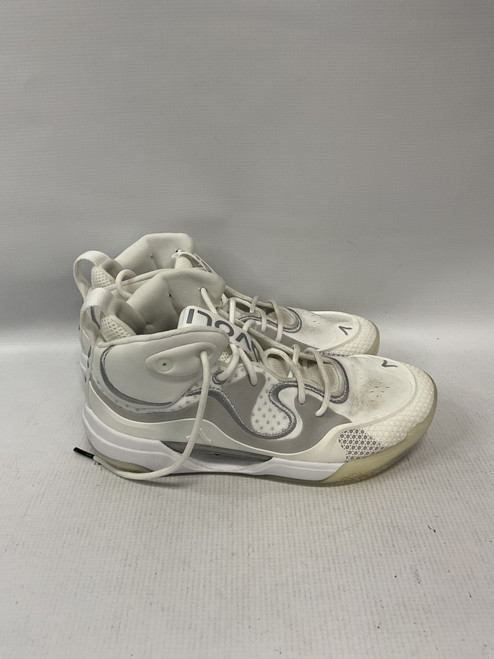 Vist Large View of Product Image Which is Used VB Shoes Adult White Senior 8.5