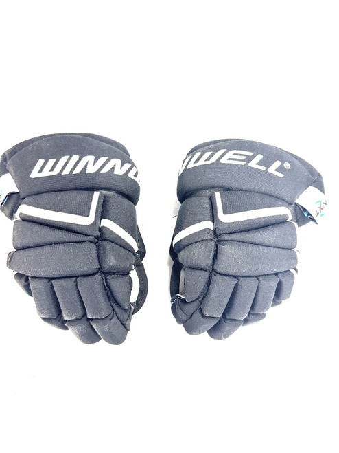Vist Large View of Product Image Which is Used WinnWell NXT Youth Gloves Black 10"