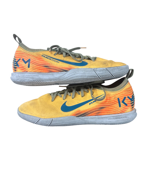 Vist Large View of Product Image Which is Used Nike Soccer Indoor Shoes Orange Youth 06.0