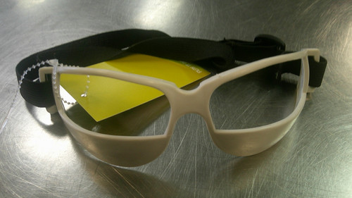 Vist Large View of Product Image Which is Used DRIBBLE GLASSES Basketball Other White Senior