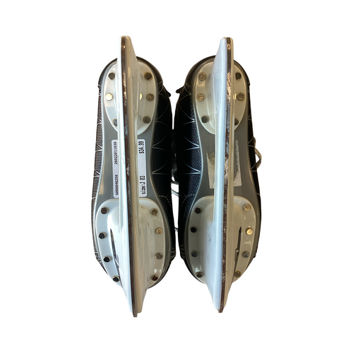 Vist Large View of Product Image Which is Used CCM INTRUDER Junior Hockey Skate Junior 03
