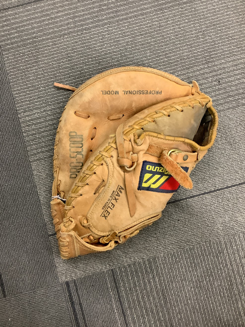 Vist Large View of Product Image Which is Used Mizuno MZ C20 BB/SB Catchers RH Throw Brown 32 1/2"