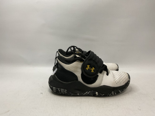 Vist Large View of Product Image Which is Used Under Armour SC 3 ZERO Basketball Shoes Y Black Junior 02