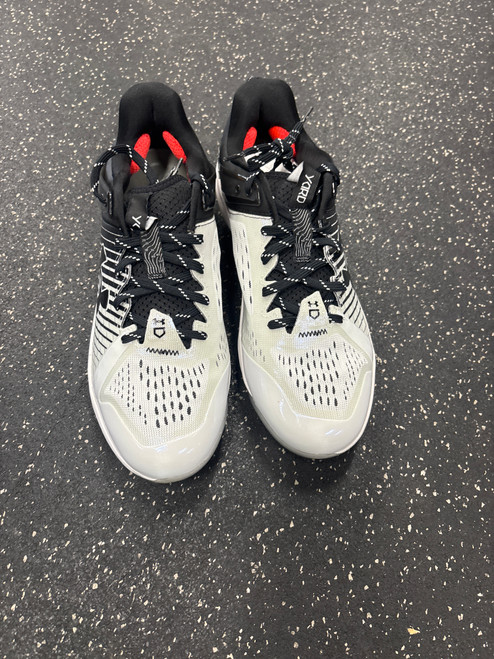 Vist Large View of Product Image Which is Used Under Armour YARD LOW MT BB/SB Cleats Black Senior 9.5