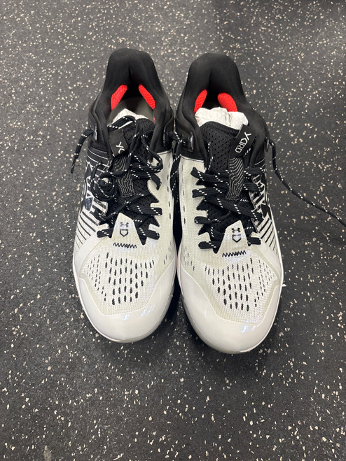 Vist Large View of Product Image Which is Used Under Armour YARD LOW MT BB/SB Cleats Black Senior 9.5