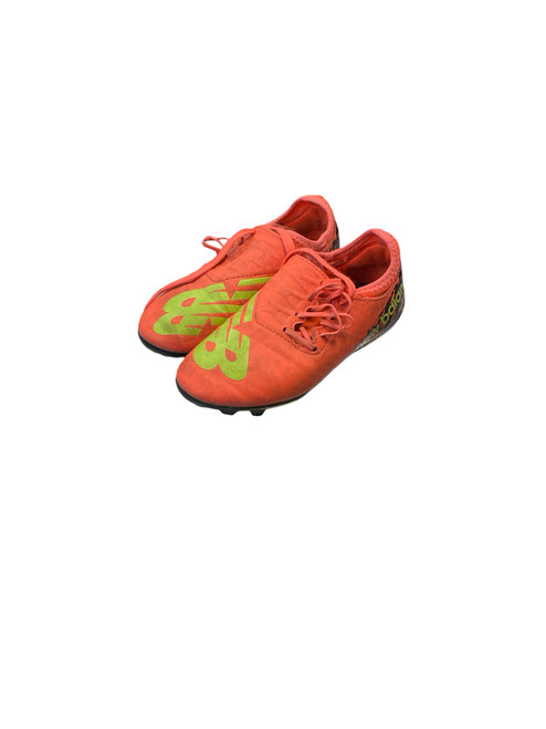 Vist Large View of Product Image Which is Used New Balance Soccer Cleats Copper Junior 01