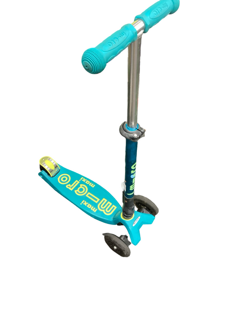 Vist Large View of Product Image Which is Used MIRCO MAXI SCOOTER Scooter Royal Blue