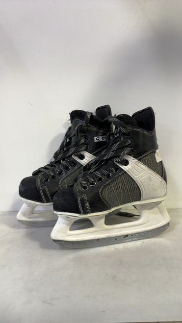 Vist Large View of Product Image Which is Used CCM INTRUDER Youth Hockey Skate Youth 13.5