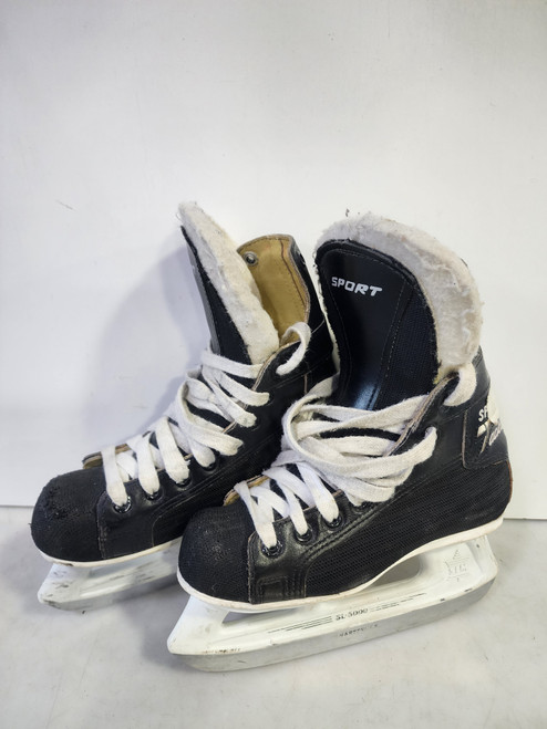 Vist Large View of Product Image Which is Used CCM SUP TACKS Junior Hockey Skate Junior 02