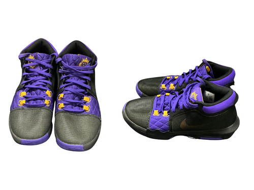 Vist Large View of Product Image Which is Used Nike Basketball Shoes M Black And Purple Senior 11.5