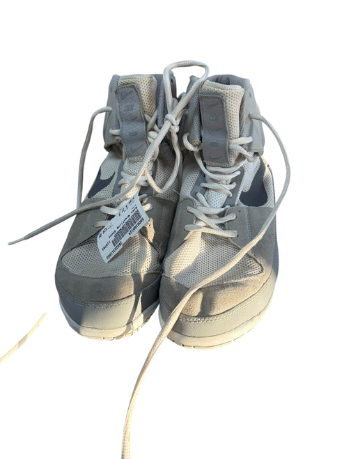 Vist Large View of Product Image Which is Used Nike Wrestling Shoes Grey Senior 11.5