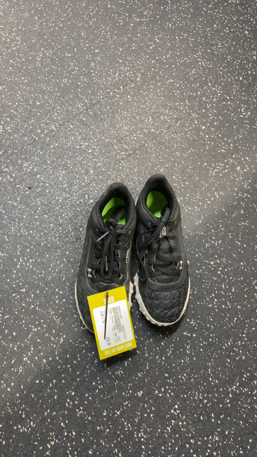 Vist Large View of Product Image Which is Used Under Armour BSBL TURF CLEATS BB/SB Cleats Black Junior 02