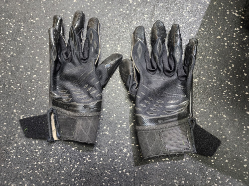 Vist Large View of Product Image Which is Used Cutters REV PRO FB Gloves Black Senior