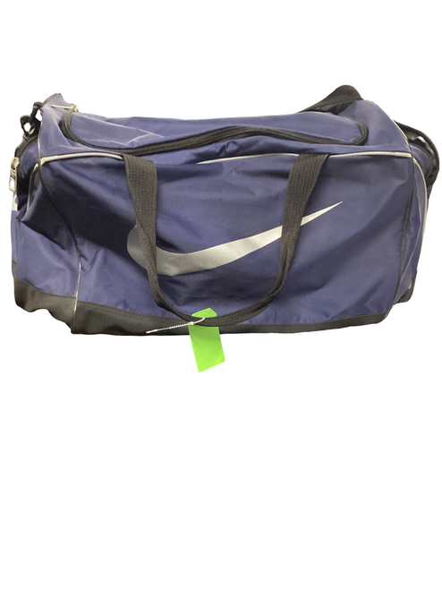 Vist Large View of Product Image Which is Used Nike Medium Equipment Bag