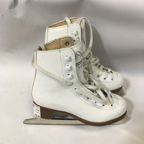 Vist Large View of Product Image Which is Skates Junior Figure Skates