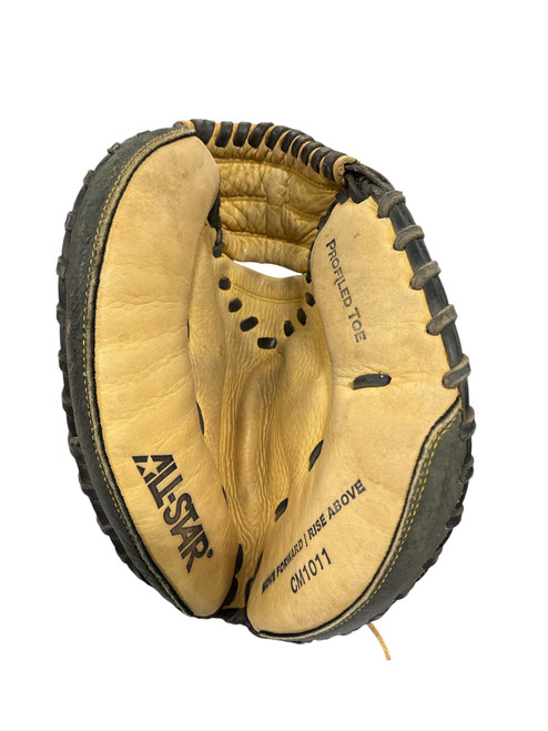 Vist Large View of Product Image Which is Used All-Star CM1011 BB/SB Catchers RH Throw Black And Tan 30"