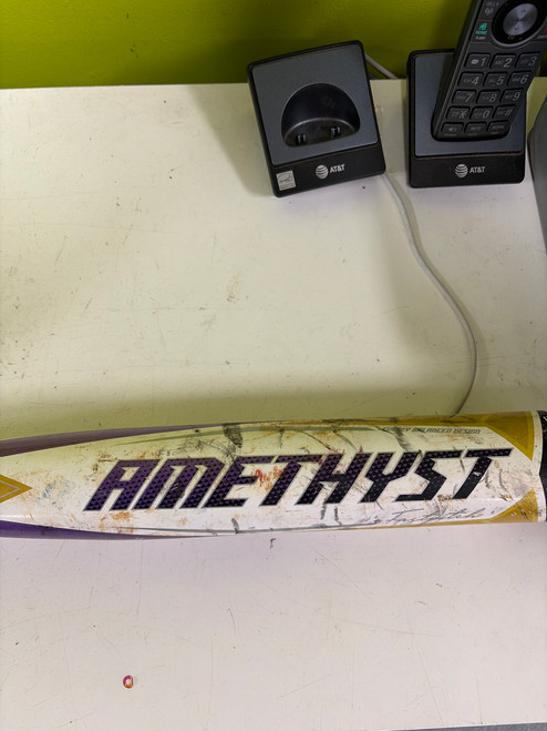 Vist Large View of Product Image Which is Used Easton AMETHYST BB/SB Fastpitch Bat 30"