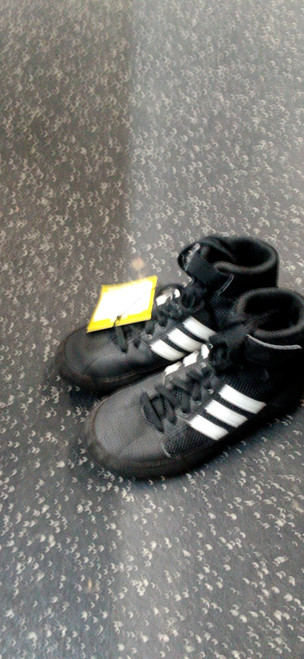 Vist Large View of Product Image Which is Used Wrestling Shoes Black Youth 13.0