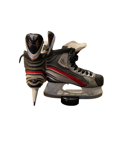 Vist Large View of Product Image Which is Used Bauer VAPOR SPEED Junior Hockey Skate Junior 02