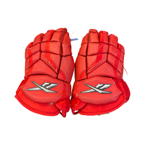Vist Large View of Product Image Which is Used Reebok KINETICFIT 6X Intermediate Gloves Red 8 1/2"