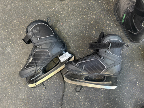 Vist Large View of Product Image Which is Used Onyx BLADERUNNER Senior Hockey Skate Senior 8