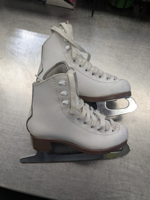 Vist Large View of Product Image Which is Used Jackson CAMEO CS1521 Girls Figure Skate White Youth 11.0