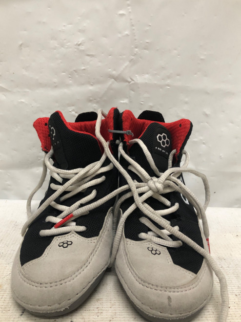 Vist Large View of Product Image Which is Used Wrestling Shoes White Junior 04