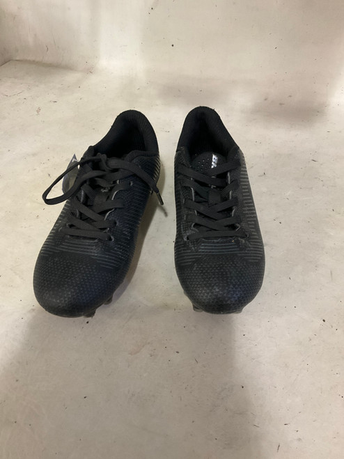 Vist Large View of Product Image Which is Used Brava Soccer Cleats Black Junior 01