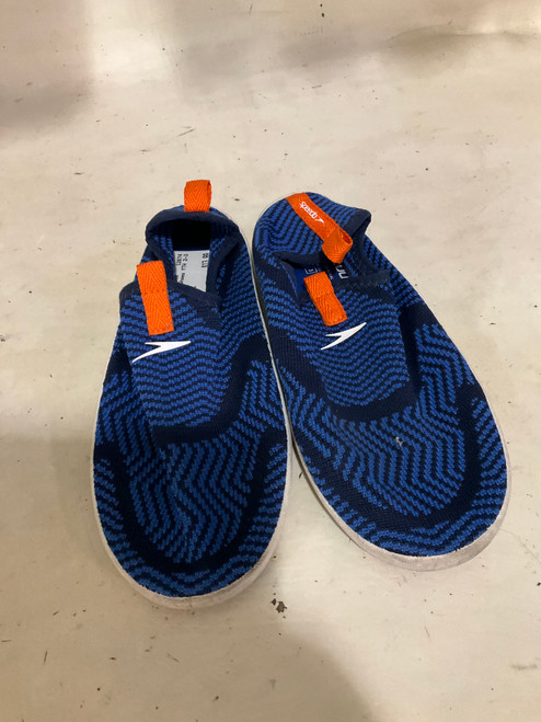 Vist Large View of Product Image Which is Used Speedo Water Shoes Y Royal Blue Junior 02