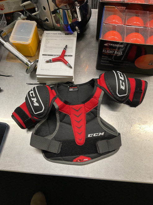Vist Large View of Product Image Which is Used CCM QLT320 Youth Shoulder Pads LG