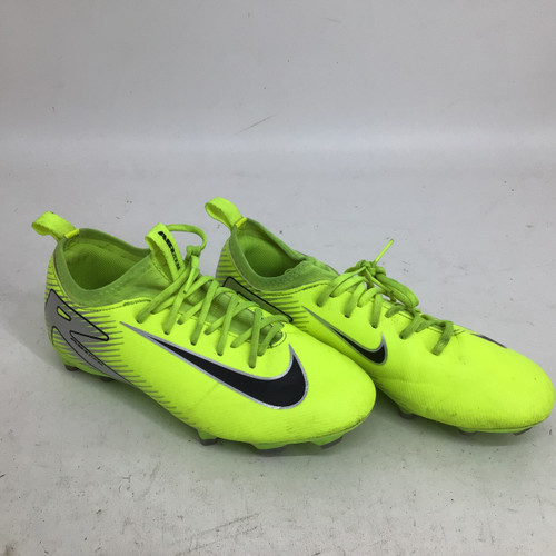 Vist Large View of Product Image Which is Used Nike VAPOR 16 ACADEMY JR 5.0 SOCCER CLEAT Soccer Cleats Optic Yellow Junior 05