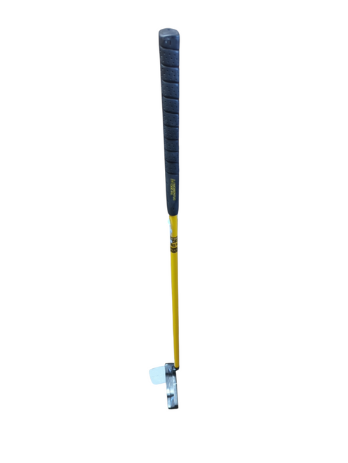 Vist Large View of Product Image Which is Used Momentus HEAVY PUTTER Putting Aid
