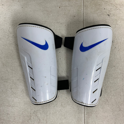 Vist Large View of Product Image Which is Used Nike Soccer Shin Guards Junior White Junior