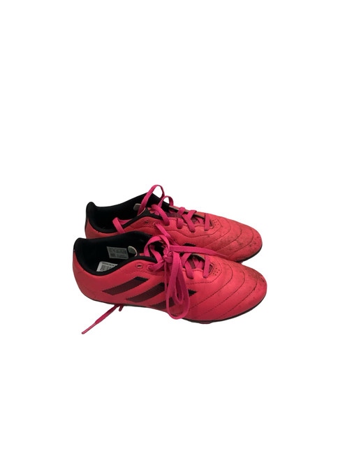 Vist Large View of Product Image Which is Used Adidas GOLLETO BLK/PNK Soccer Cleats Black And Pink Junior 03.5