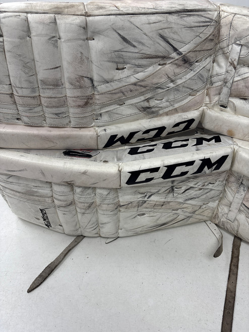 Vist Large View of Product Image Which is Used CCM EXTREME FLEX 500 Goalie Leg Pads Senior White 31"