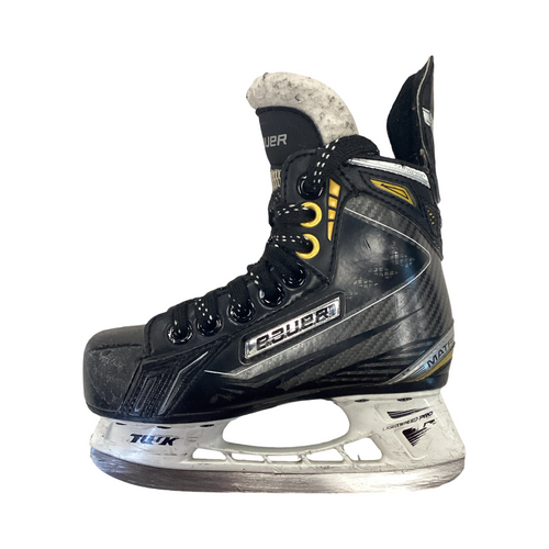Vist Large View of Product Image Which is Used Bauer MATRIX SUPREME Youth Hockey Skate Youth 10.0