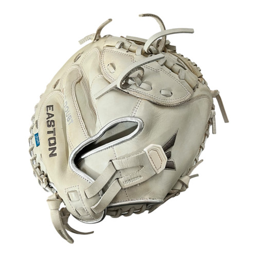 Vist Large View of Product Image Which is Used Easton DIMOND PRO BB/SB Catchers RH Throw white 33"
