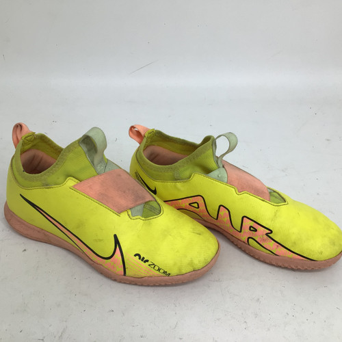 Vist Large View of Product Image Which is Used Nike MERCURIAL ZOOM VAPOR 15 JR 4.0 INDOOR Soccer Indoor Shoes Yellow Junior 04