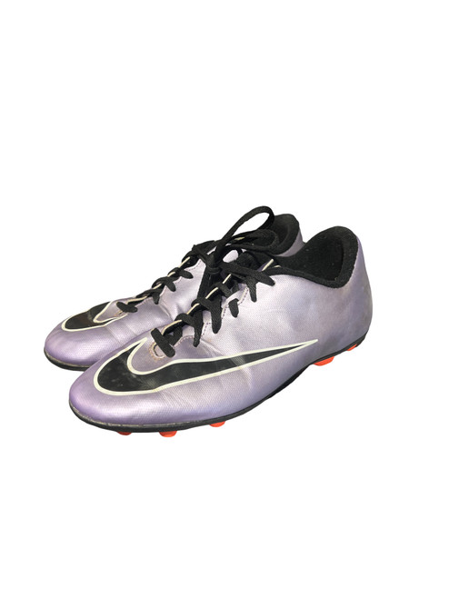 Vist Large View of Product Image Which is Used Nike Soccer Cleats Purple Junior 06