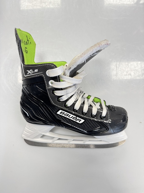 Vist Large View of Product Image Which is Used Bauer XLS Senior Hockey Skate Senior 4