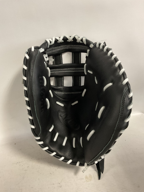Vist Large View of Product Image Which is Used Wilson A700 FASTPITCH BB/SB Catchers RH Throw Black 33"
