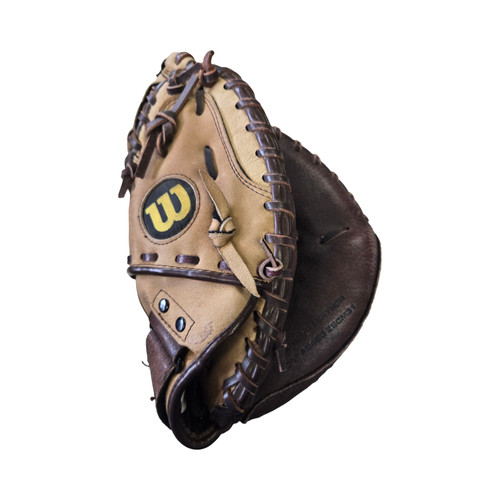 Vist Large View of Product Image Which is Used Wilson A450 BB/SB Catchers RH Throw Brown 31"